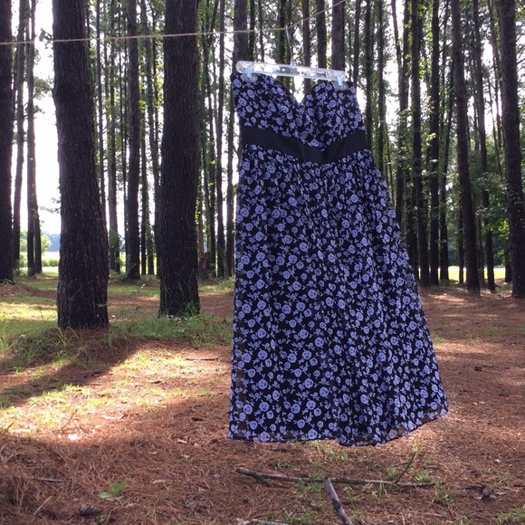 WHBM black and white dress - Picture 1 of 2